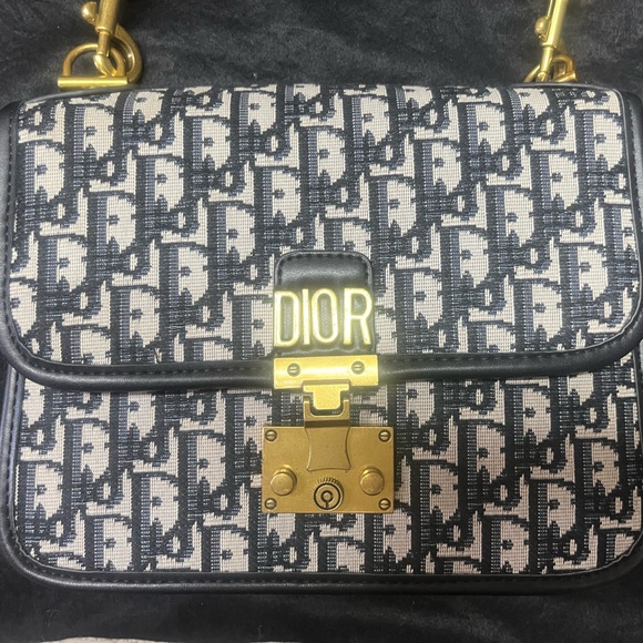 Christian Dior Addict flap bag with crossbody shoulder strap - Picture 4 of 14